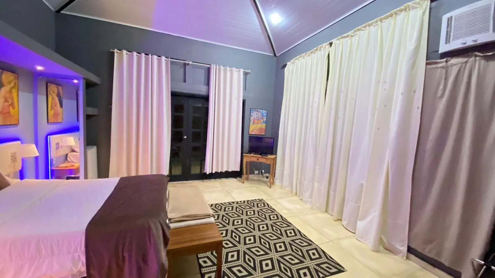 Ferradura Parque Pousada Armacao dos Buzios Inn